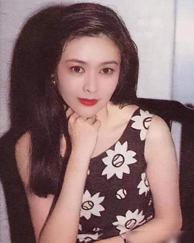 关之琳导演经典合作故事视频_关之琳代表电影_关之琳与导演的经典合作故事