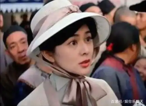 关之琳情感经历_关之琳的感情生活与故事_关之琳感情故事生活视频