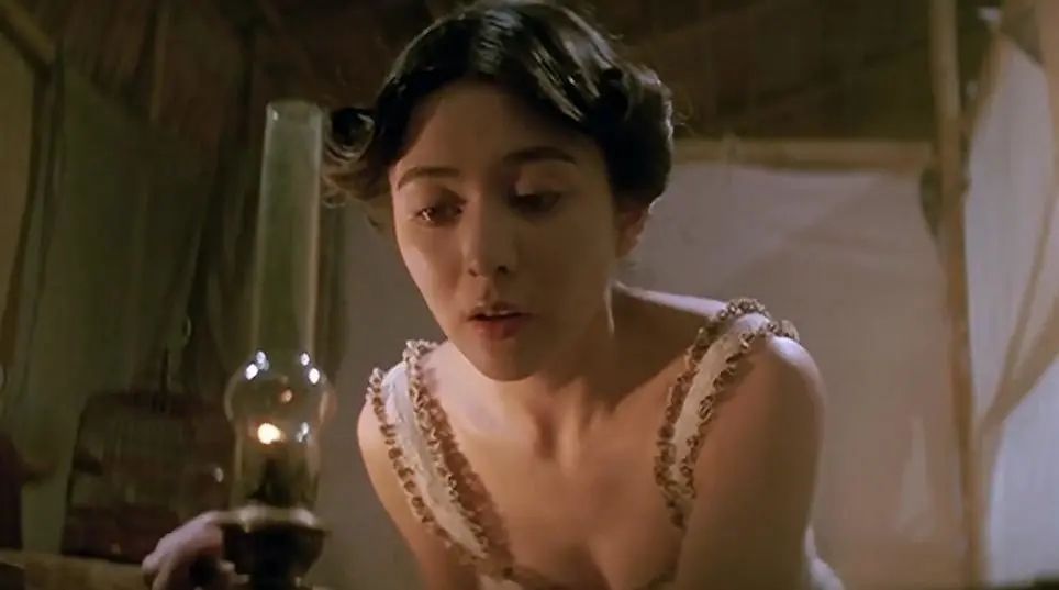 关之琳的故事_关之琳与导演的经典合作故事_关之琳导演经典合作故事有哪些