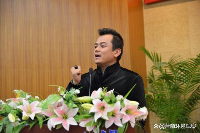 掌舵中国劳斯莱斯车主俱乐部的毛耀森何许人也？-有驾